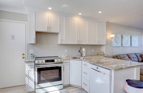 St. Petersburg - Clearwater Condo | 73 m² Condo ∙ 2 bedrooms ∙ 6 guests