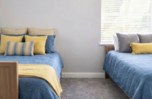 Wesley Chapel Bed & Breakfast | 7BR/4BA Modern Farmhouse Retreat on Private Acreage