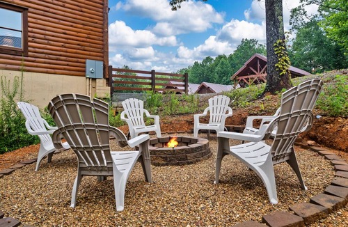 Caton House | 8 En-Suite | Sleeps 28 | Indoor Pool | Hot Tub | Mini Golf