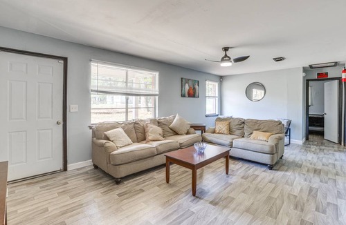 Brent House | 87 m² House ∙ 2 bedrooms ∙ 4 guests