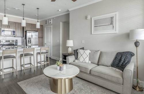 Huntsville Apartment | 93 m² Apartment ∙ 2 bedrooms ∙ 4 guests