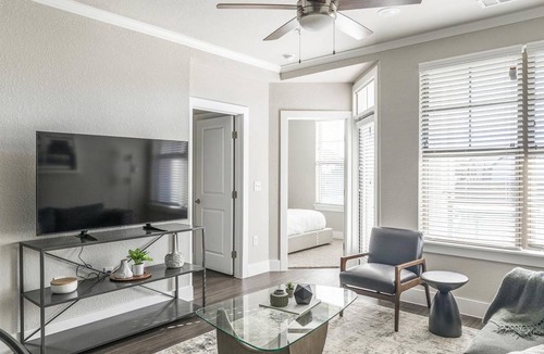 Huntsville Apartment | 93 m² Apartment ∙ 2 bedrooms ∙ 4 guests