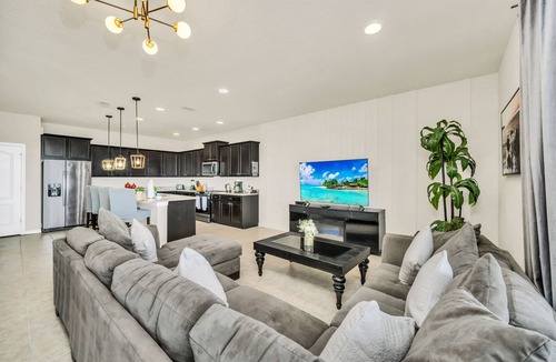 Florida Central Atlantic Coast House | 9Br/6Ba lake view Pool House from 300/nt, Close To Disney