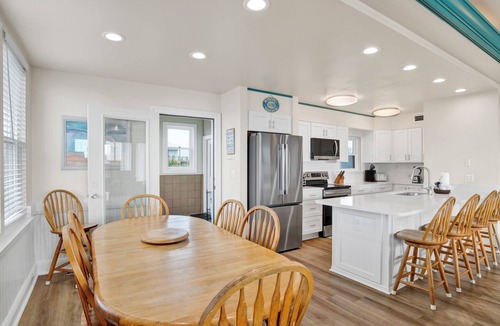 Surf Side Shores House | A Blessing - Pet Friendly - 5 bed, 4 bath home