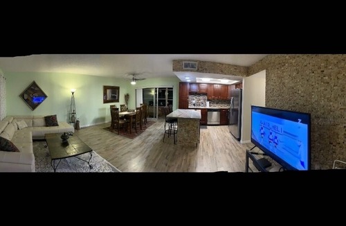 Bay Esplanade Condo | A cozy, lovely, remodeled, peaceful destination.