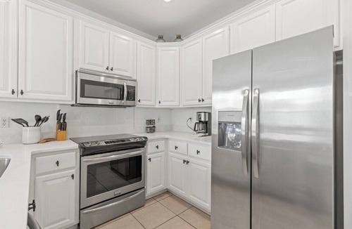 Seagrove Beach Cottage | “A Little Salt Therapy” in Cassine Village - Seagrove Beach - 3 BR/3 BA - 2 Pools!