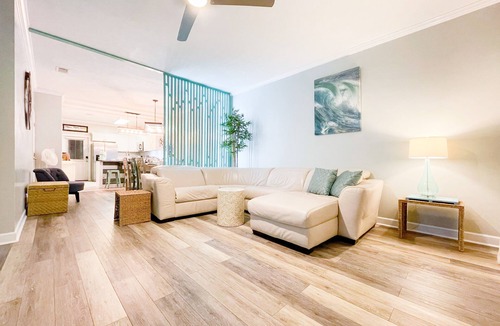 Mexico Beach House | A+ location! Steps to beach. No Highway to Cross! Updated and Spacious.
