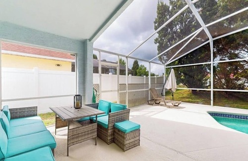 Vizcay House | A picture-perfect vacation awaits you with plenty of space for everyone to enjoy