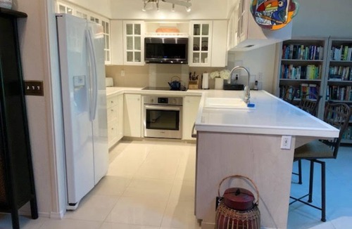 South Venice House | A Piece Of Paradise! Tropical Pool Home convenient to several Beaches