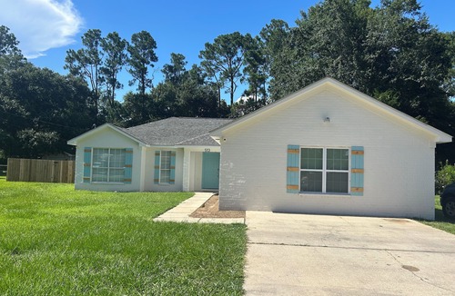 Foley House | A Taste of Paradise Spacious 4BR/3BA retreat with a private pool