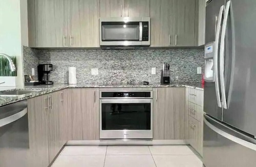 Doral Apartment | A705A Awesome DT Doral Apart