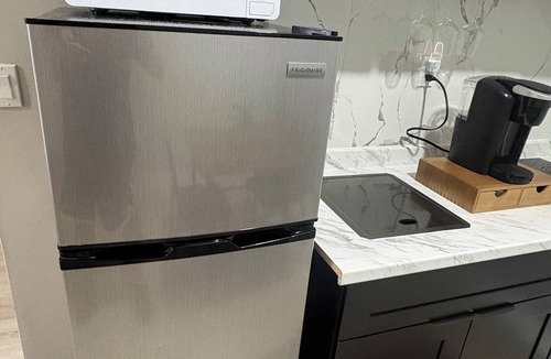Pembroke Pines Apartment | Adorable 1-bedroom studio with AC in Pembroke Pines