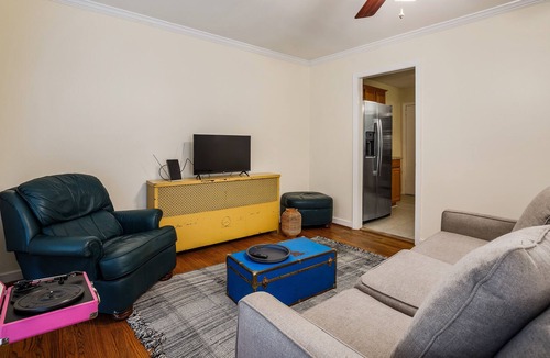 Crestline Heights House | Adorable house in quiet neighborhood outside of B'ham