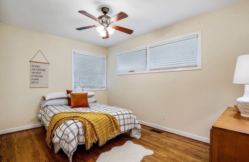 Crestline Heights House | Adorable house in quiet neighborhood outside of B'ham