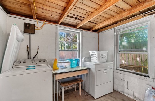 Laguna Beach Estates House | Adorable Laguna Beach Cottage with Pool, 1-Minute Walk to the Beach