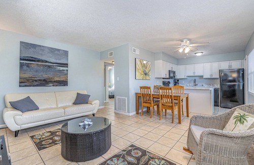Port Canaveral Condo | Affordable 2BR Main floor unit RIGHT ON THE BEACH! 1 King & 2 Queen Beds!