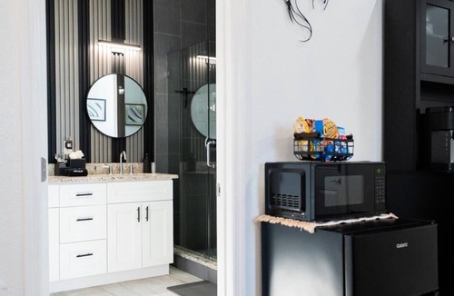 East Tampa Apartment | Aileen Special Place