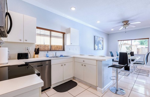 Homestead House | All what you need to enjoy Miami Charming 3-bedroom house in welcoming Homestead