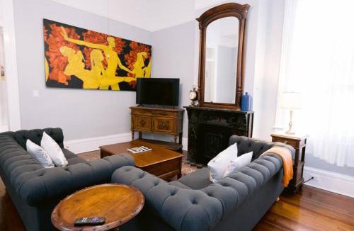 Treme House | ALT DO NOT USE Ursulines Historic Creole Mansion Steps to QTR Historic Getaways W Pool
