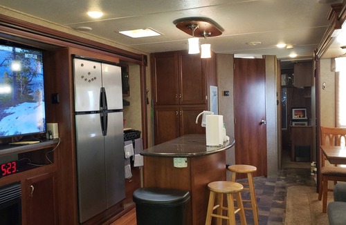 Panama City House | Amazing recreational vehicle with AC at Cook Bayou Marina in Panama City.
