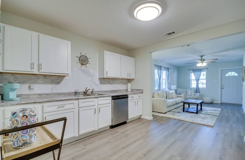 Gulfport Cottage | Ample Trailer/rv Parking! Family Home in Gulfport