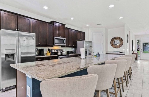 Celebration House | Arcades Games-XBox-5000sqft!-Private Pool & Hot Tub-Games Room-Opulent-Stunning
