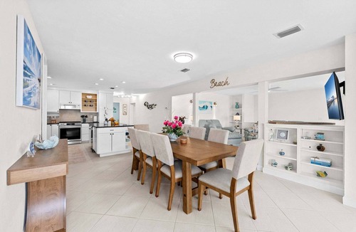 Port Canaveral House | Atlantic Seaside Oasis | 5BR House w/Games, BBQ Grill & Patio 🌊🌴