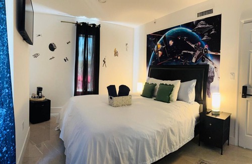 Little Haiti Hostel | Atrium Design District