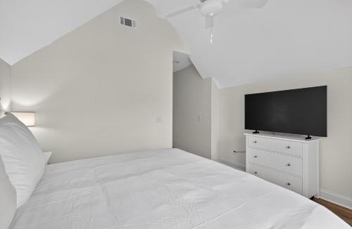 Auburn Apartment | Auburn Gameday Getaway condo