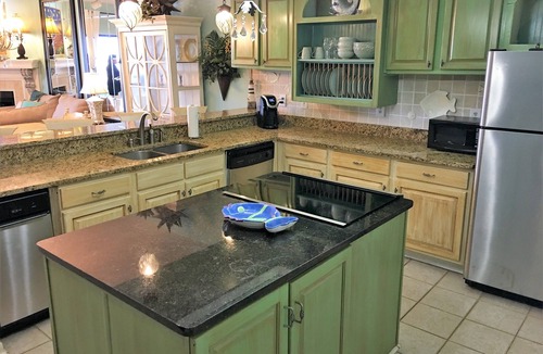 Ono Island Condo | AUGUST has BEST summer pricing with great views and location!