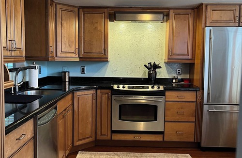Pine Ridge House | Available starting April 5, Town Home near Mercato Shops & Vanderbilt Beach