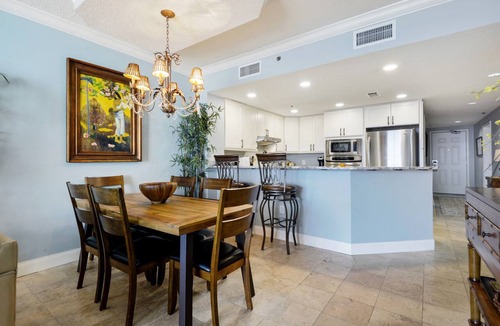 Fort Morgan Condo | Avalon 2004, designated penthouse floor - Luxury Condo 20th floor K/Q/Twns