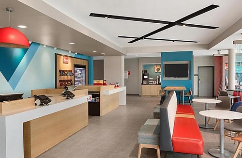 Auburn Hotel | avid hotel Auburn - University Area by IHG