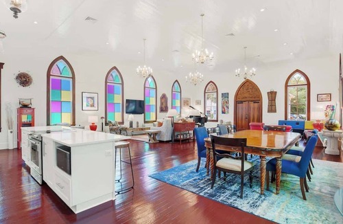 Thunderbolt House | Award-Winning Historic Church Retreat in Savannah