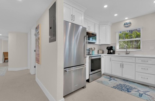 Fort Myers Beach Condo | Awesome 2-bedroom condo with AC in Fort Myers Beach