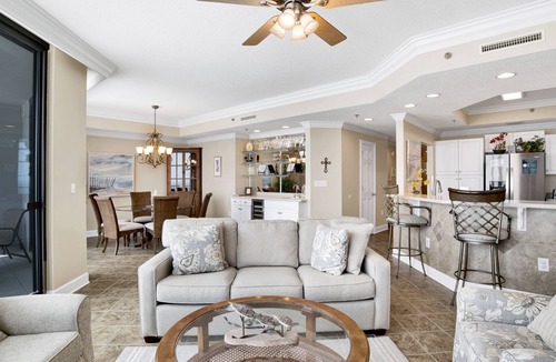 Orange Beach East Condo | Awesome Phoenix IX 2BR Condo - Gulf Front!