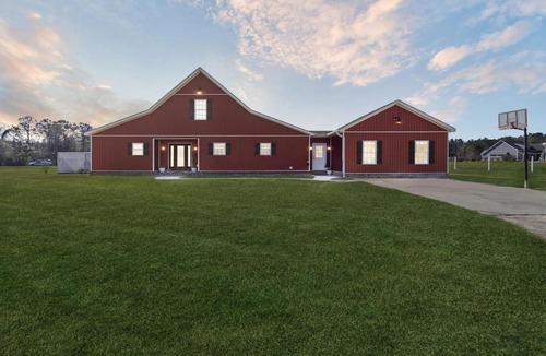 Eden House | Barndominium, Private Pool, Up to 16 guests