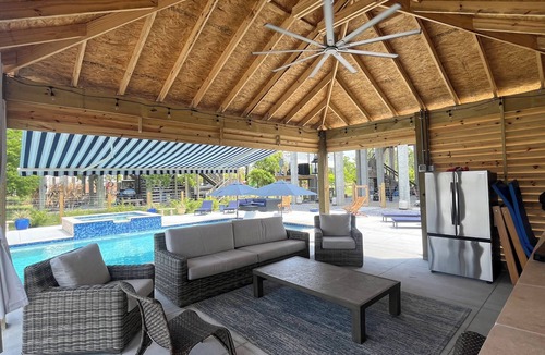 Pass Christian House | Bay Front House on Sandy Hook Dr! Longest personal pier(402ft). Read the reviews