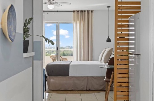 North Bay Village Apartment | Bayshore Bliss, Cozy with Water Views of Miami Bay