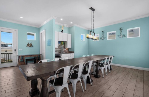 Pensacola Beach Condo | Baywatch Beach House | Private Pool | Beach Service Included | Dog Friendly | Mooring Bouy