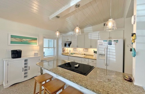 Villa Segunda House | Beach Bungalow Steps to the Beautiful Gulf & Sugar White Sand