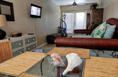 Pass-a-Grille Historic District House | Beach Club Condos by TechTravel
