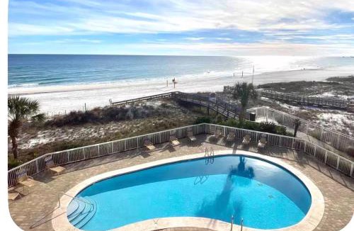 Orange Beach Apartment | Beach front family friendly sleeps 8 3pools Seaview Resort