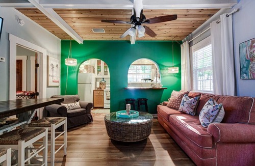 Indian Rocks Beach House | Beach House wPrivate Pool, Direct Beach Access, 2Kitchens, 2dishwashers Sleeps10