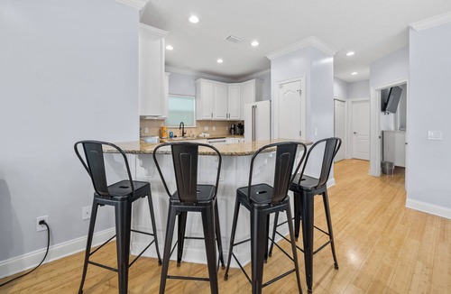 Laguna Beach Estates House | Beach Retreat - Beautiful 5-bedroom home, pool and less than 3 min. to the beach