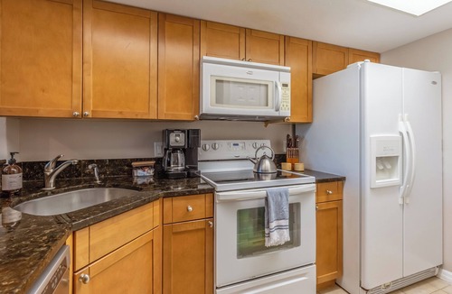 Park Shore Condo | Beach Tyme Retreat - Park Shore Resort Near Beach