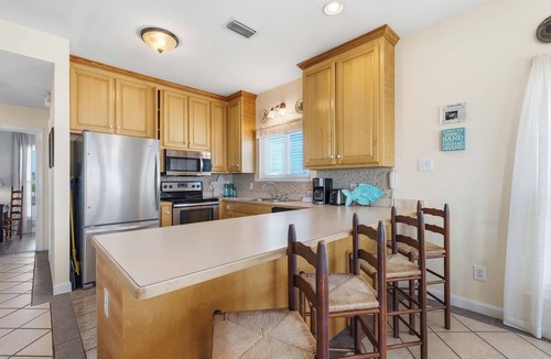 Morgantown House | 🪸Beachfront 4BR Home | Community Pool | Gulf Views | Coral Reef East🪸