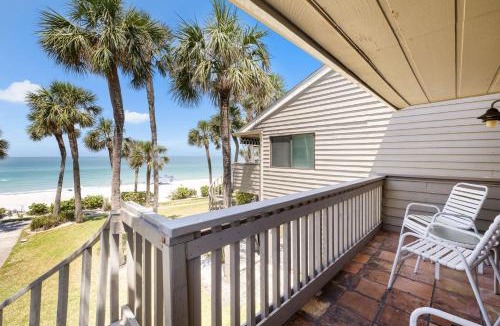 Belleair Beach House | Beachfront Aldea 6