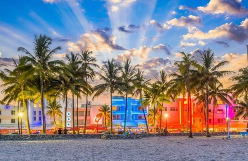 South of Fifth Apartment | Beachfront Art Deco District includes Free Beach Lounges and Pool