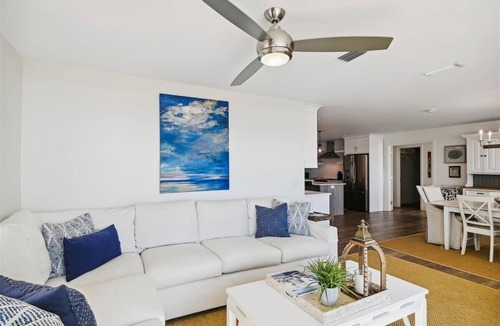 Laguna Beach Estates House | Beachfront home in quiet Laguna Beach, Spring/Summer Dates open!